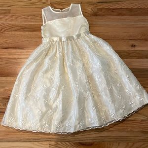 Cinderella Little girl formal gown size 6